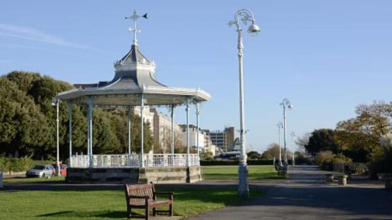 The Leas View Apartment Folkestone Exterior photo