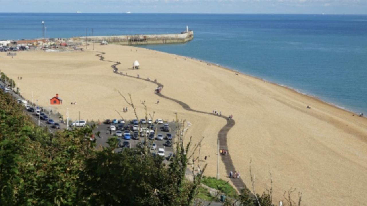 The Leas View Apartment Folkestone Exterior photo